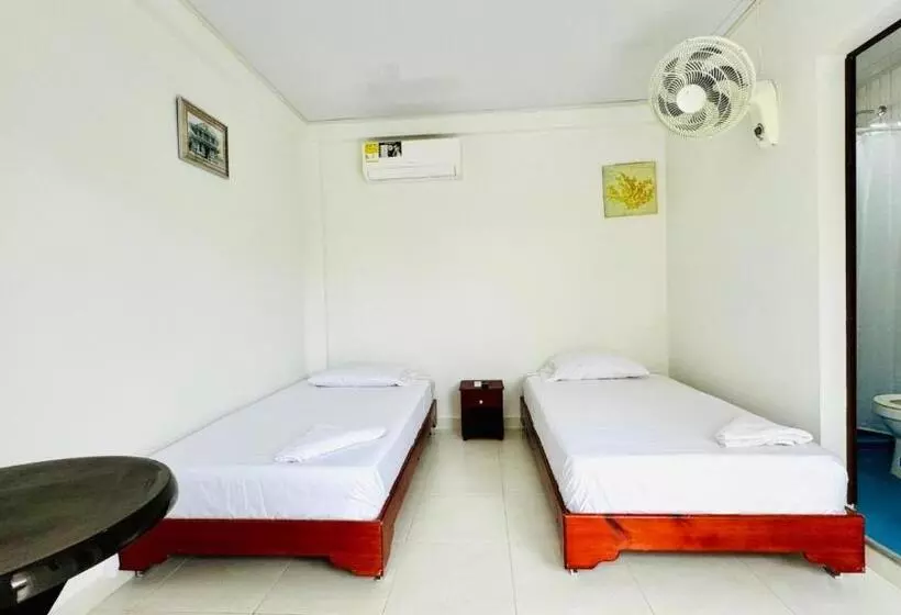 Kapselihotelli Keylee S Lodging