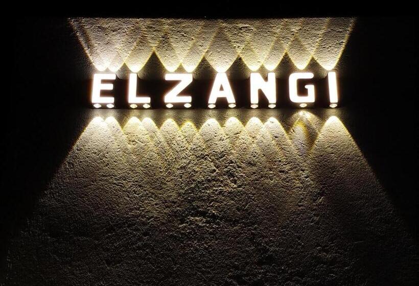 ホテル Elzangi