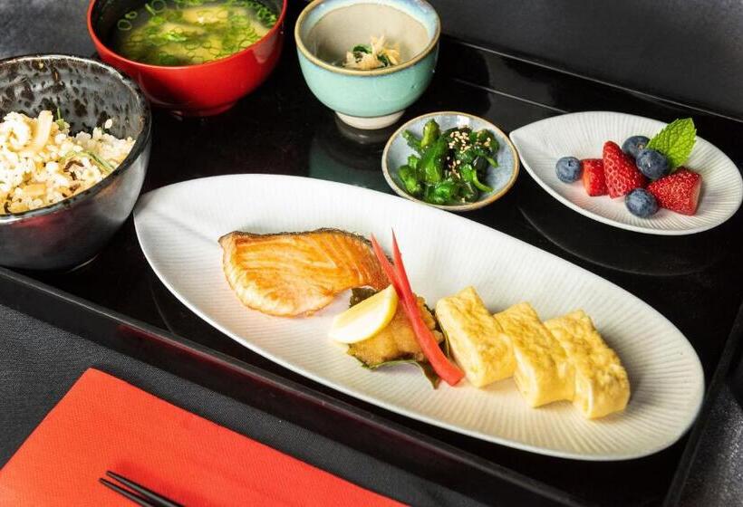 호텔 Japanese Mountain Retreat Mineral Springs & Spa