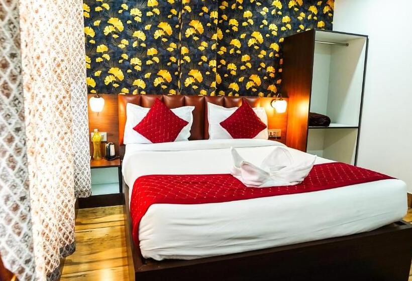 هتل Kinlay By Sucasa Hills Near Mg Marg