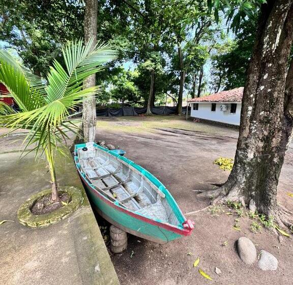 Keona Beach El Sunzal