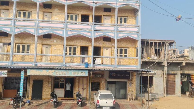 Пансион Rohit Guest House