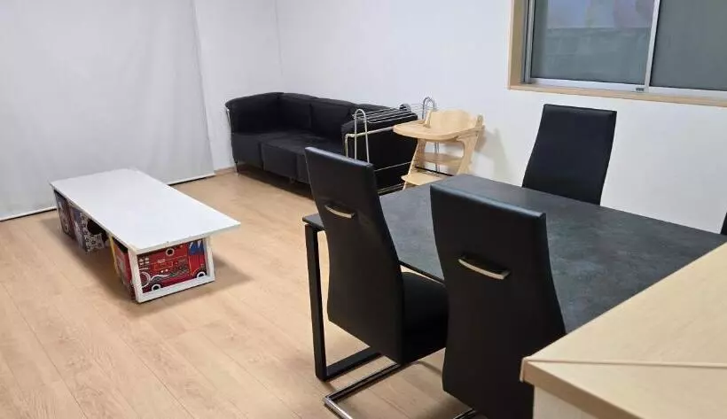 ペンション Taka S House  ゲストハウス龍の椅子