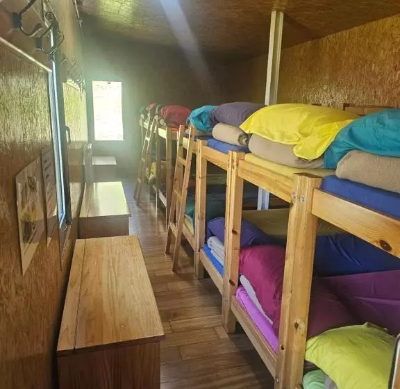 Retkeilymaja Refugio Del Meicín