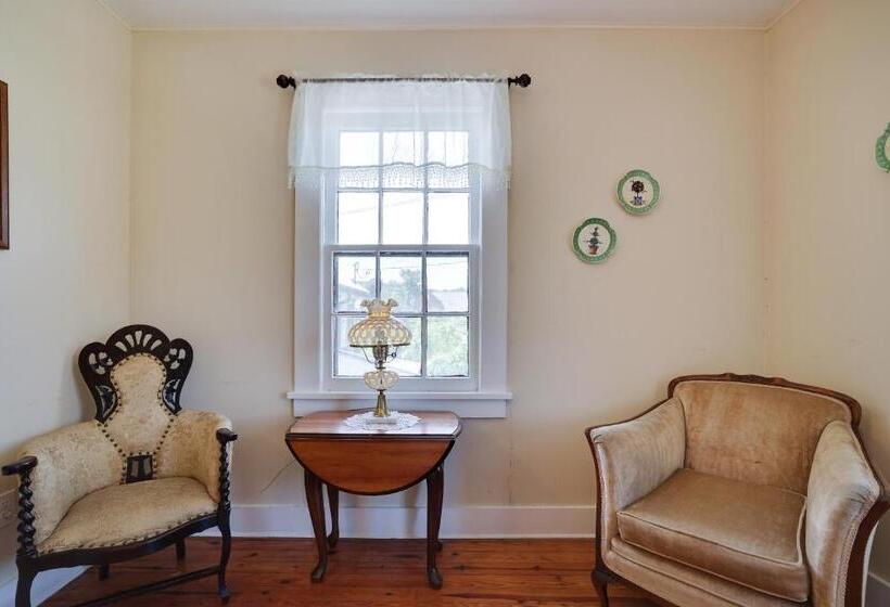 민박 The Narrowsburg Inn