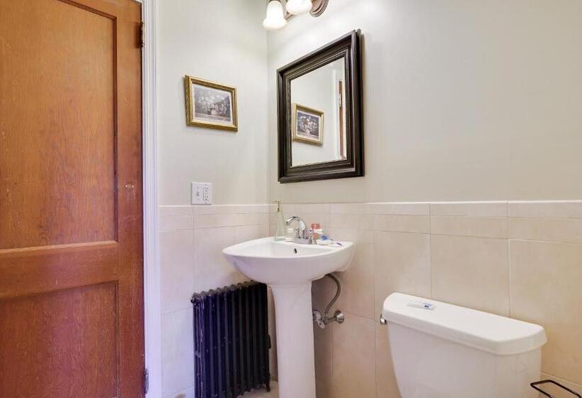 민박 The Narrowsburg Inn