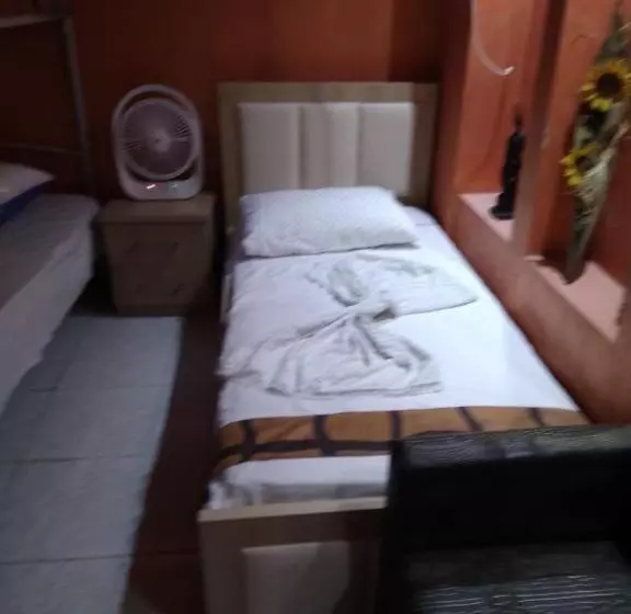 Hostel J Adore