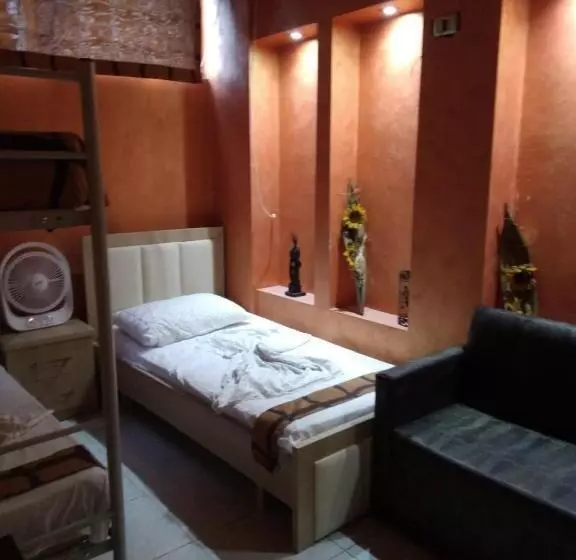 Hostel J Adore