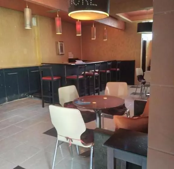 Hostel J Adore