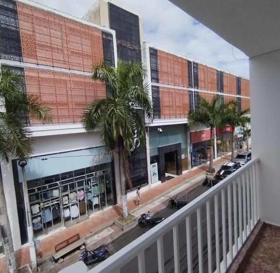 هتل Dinastia Castillo Melgar