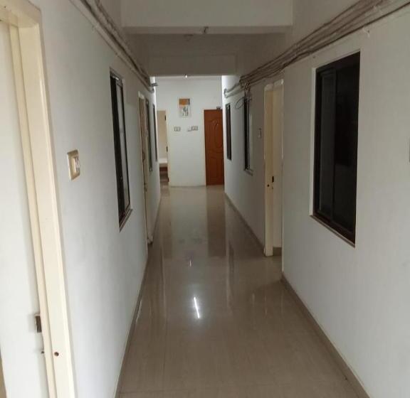 Hotel Eswar Residency