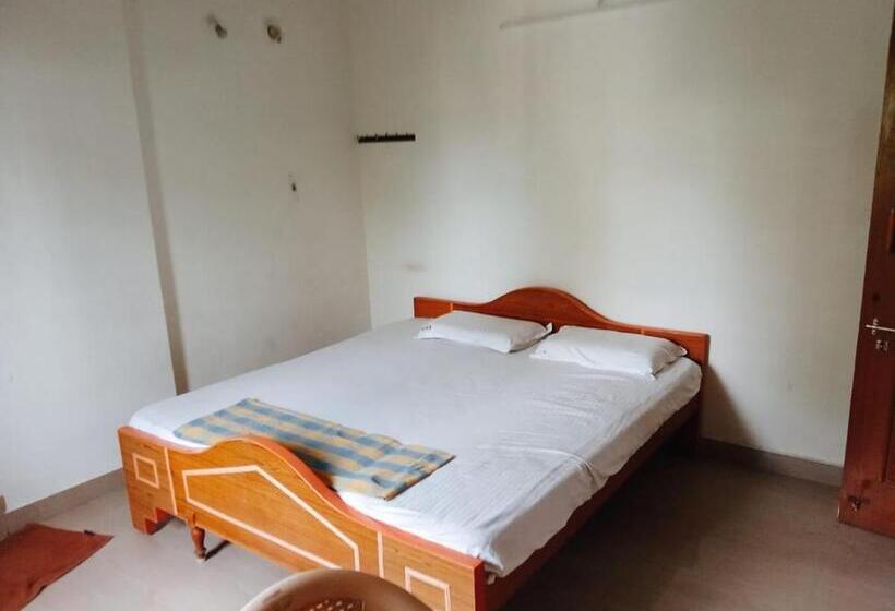 Hotel Eswar Residency