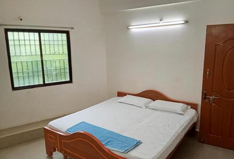 Hotel Eswar Residency