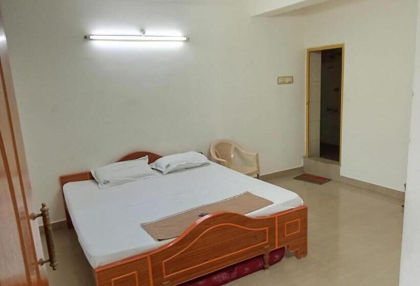 Hotel Eswar Residency