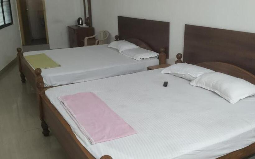 Hotel Eswar Residency