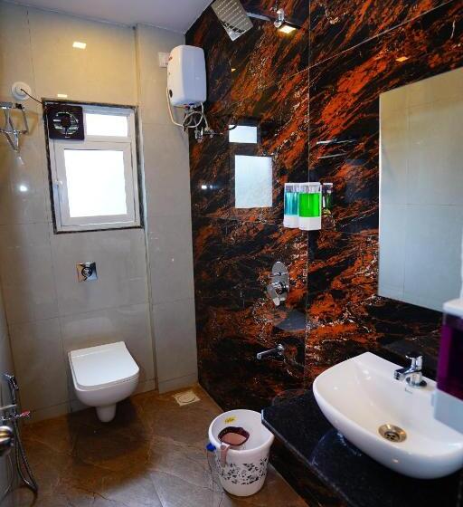 ホテル Ilif 2724 The Ocean Treat