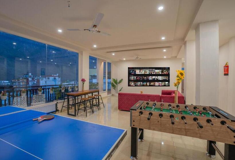 فندق Perfectstayz Alpine Near Laxman Jhula