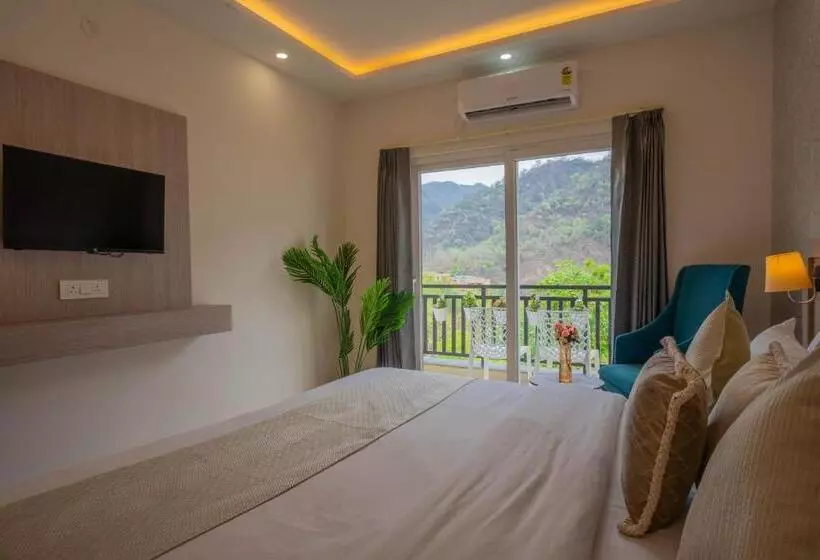 Hotelli Perfectstayz Alpine Near Laxman Jhula