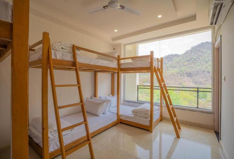 فندق Perfectstayz Alpine Near Laxman Jhula