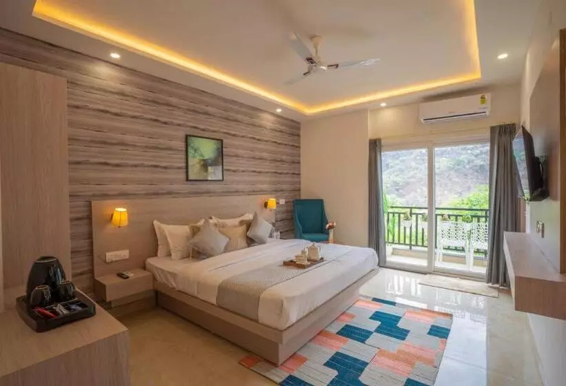 Hotelli Perfectstayz Alpine Near Laxman Jhula