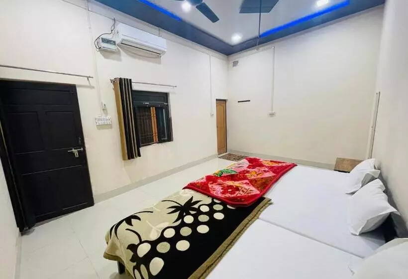 Hotelli Prem Garden & Resort