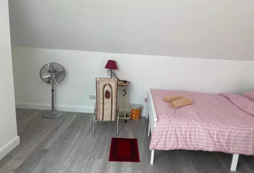 Majatalo Baraka Edgware