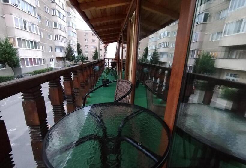 پانسیون Căsuța Din Brașov