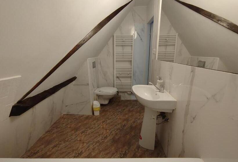 پانسیون Căsuța Din Brașov