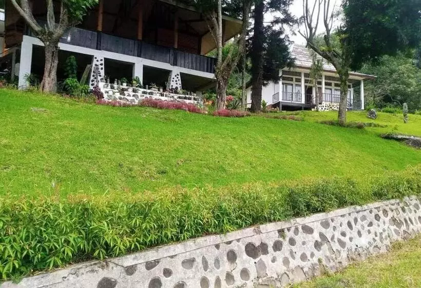 Majatalo Sao Ria Wisata Moni