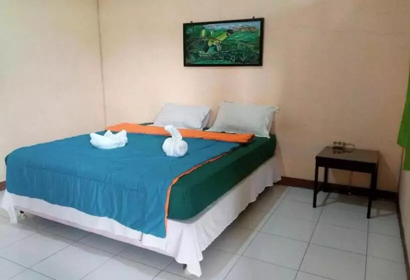 Majatalo Sao Ria Wisata Moni