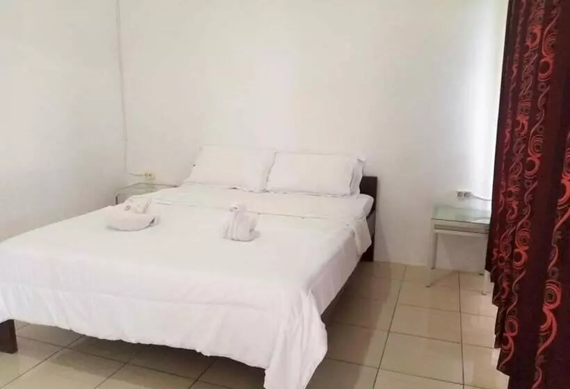 Majatalo Sao Ria Wisata Moni