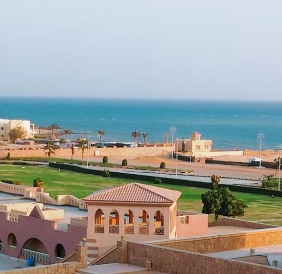 بورتو ساوث بيتش العين السخنة