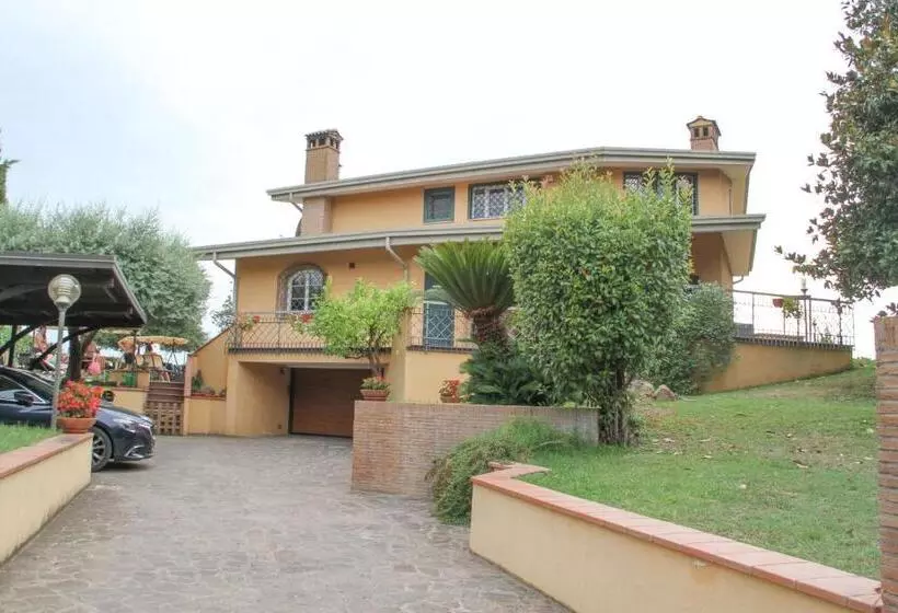 ベッドアンドブレックファースト Boteroom Relais