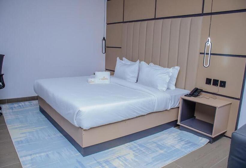 هتل G Pinnacle Signature