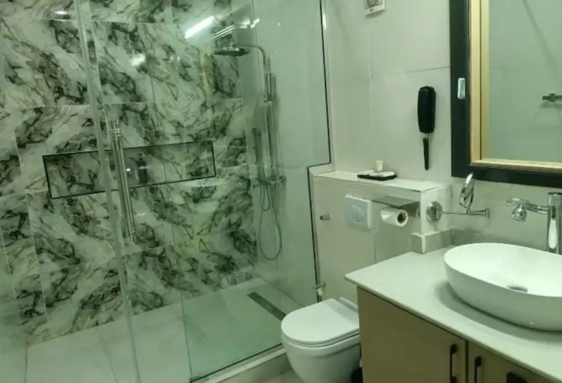 هتل G Pinnacle Signature