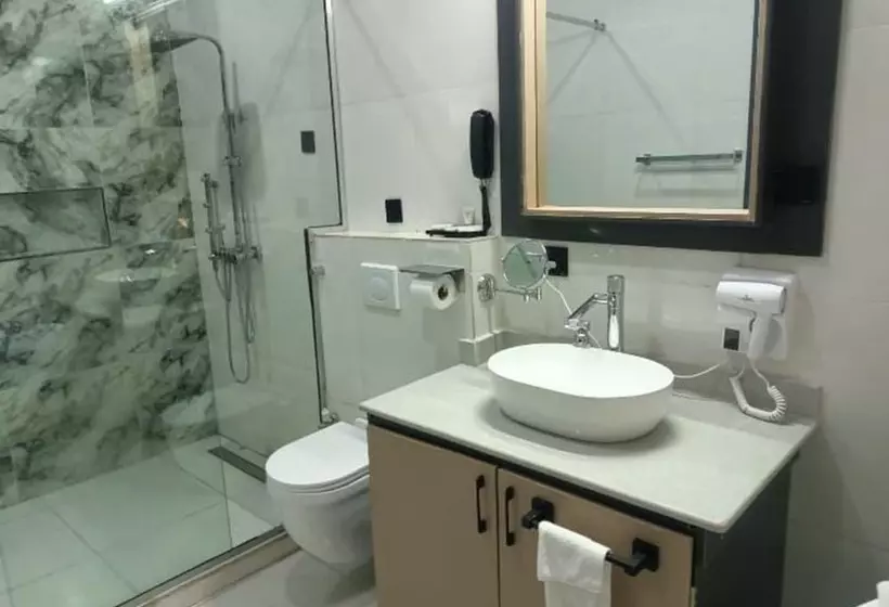 هتل G Pinnacle Signature