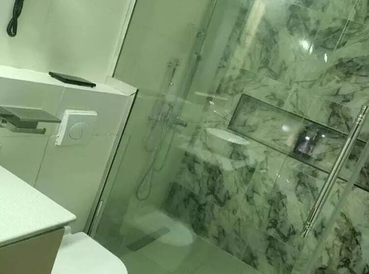 هتل G Pinnacle Signature