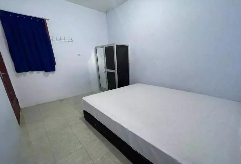 Hotelli Oyo 94160 Kost Btnompo