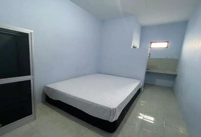 Hotelli Oyo 94160 Kost Btnompo