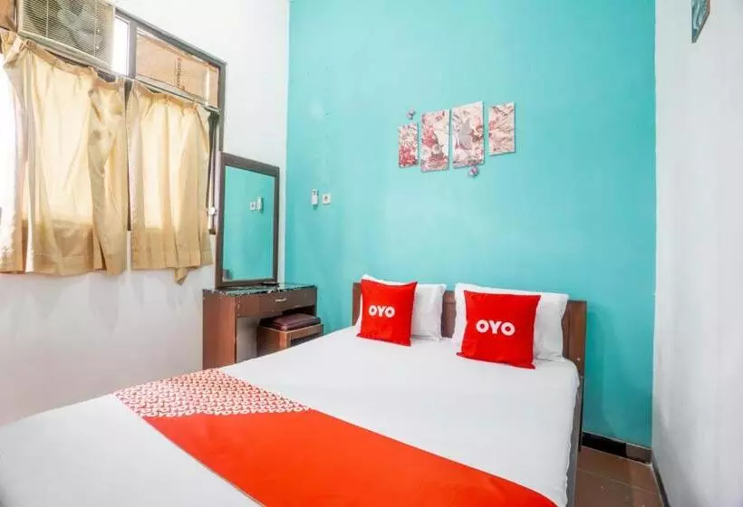 Hotelli Oyo 94172 Mata Air Guest House Madiun