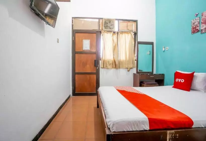 Hotelli Oyo 94172 Mata Air Guest House Madiun