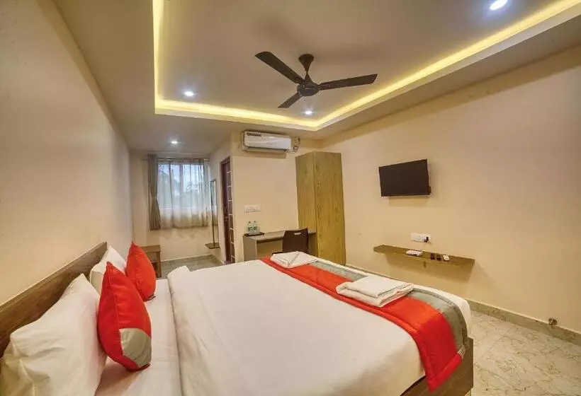 Hotelli Stay On The Way Near Bangalore Airport