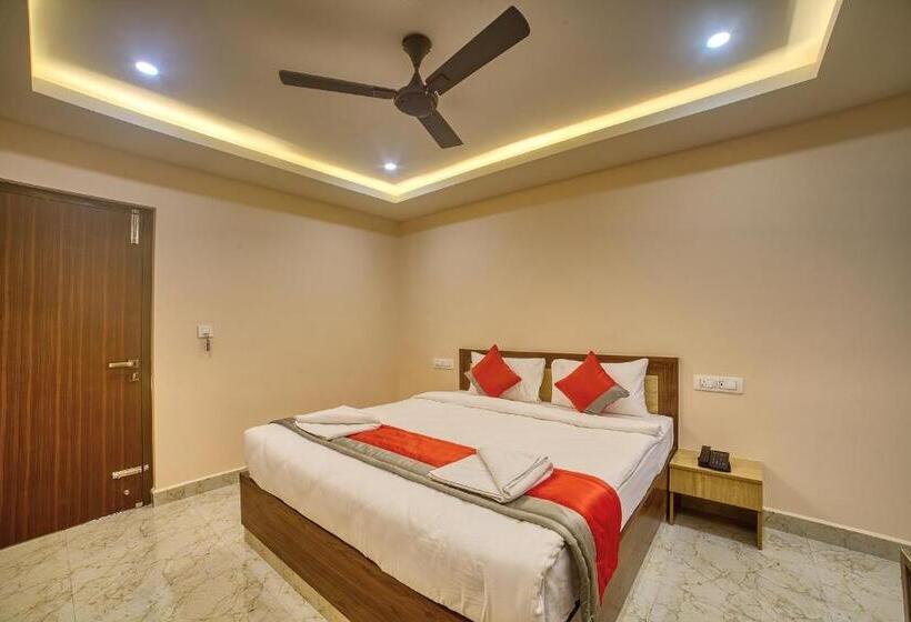 هتل Stay On The Way Near Bangalore Airport