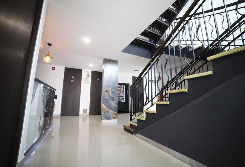 هتل Tepeyac 402 León Calzada