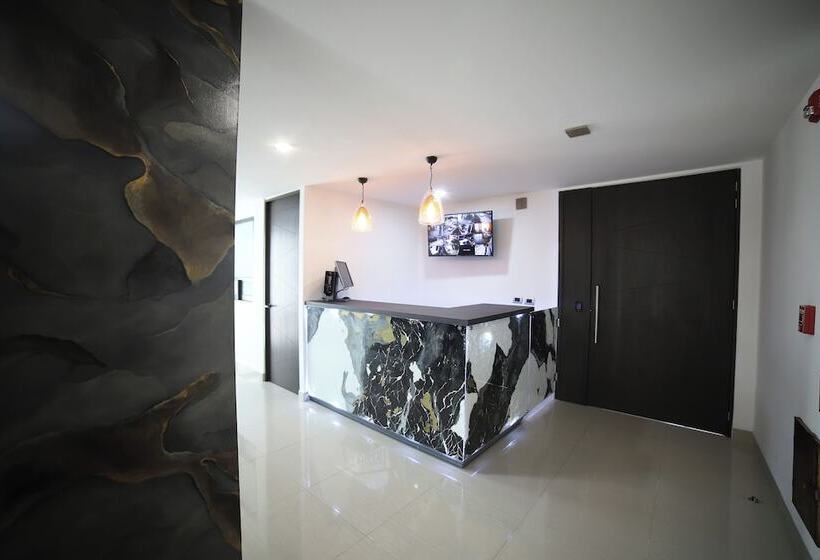 هتل Tepeyac 402 León Calzada