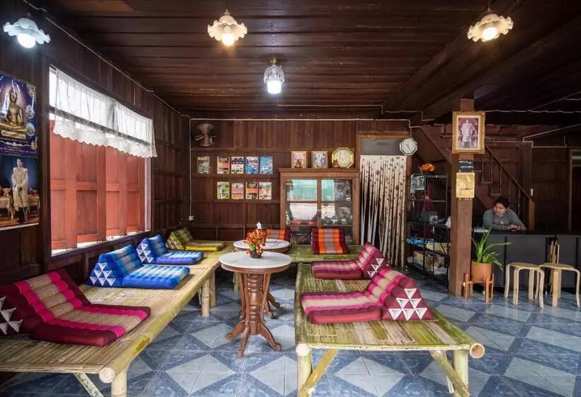 Hug Pai Boutique Hostel