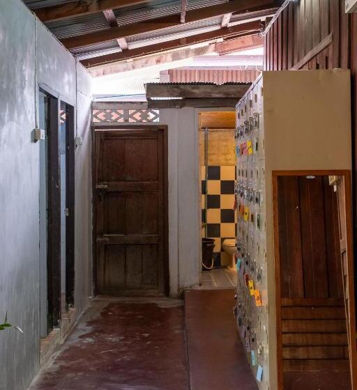 Hug Pai Boutique Hostel