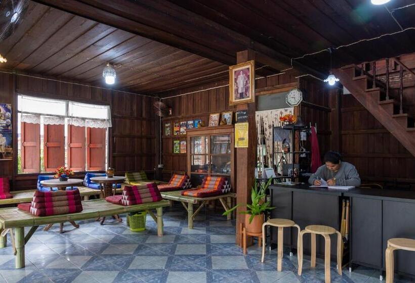 Hug Pai Boutique Hostel