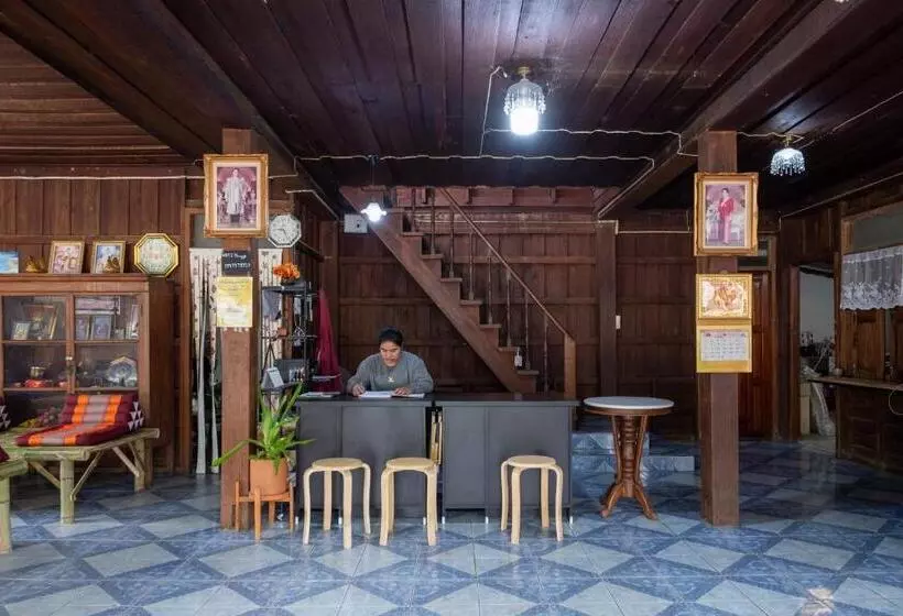 Hug Pai Boutique Hostel