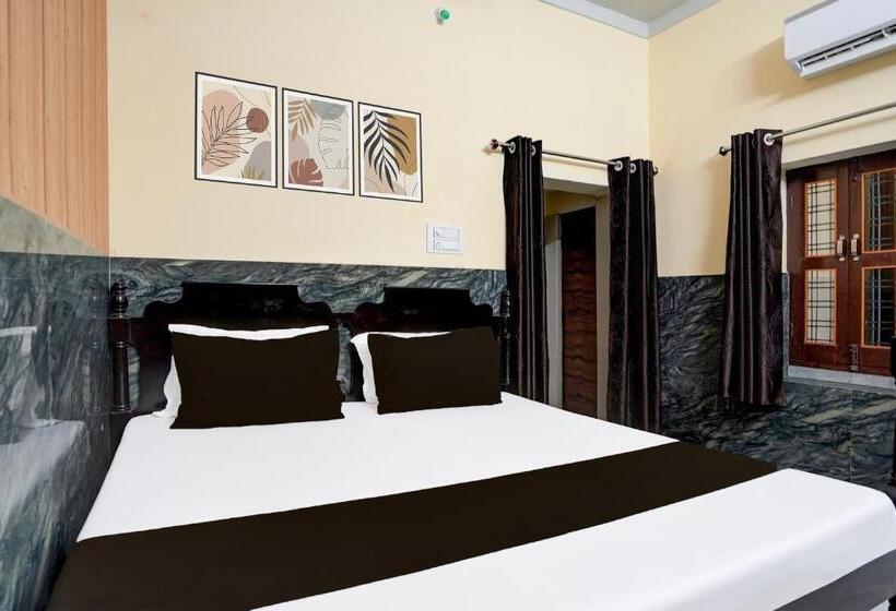 호텔 Super Collection O Lake Palace Road Formerly Green View